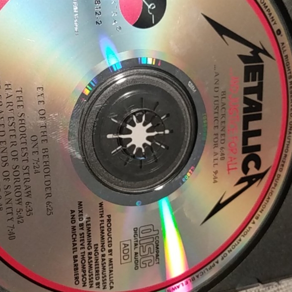 Metallica cds - Picture 8 of 8